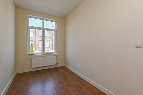 Medium property photo - Van Musschenbroekstraat 47, 2522 AJ Den Haag